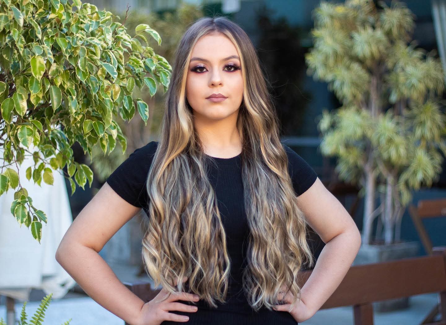 Cabelo longo com ondas naturais